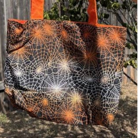 Meet your Posher, Sarah - Picture 7 of 9